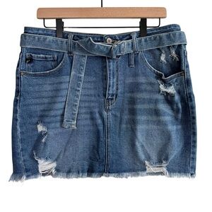 Kancan Denim Jean Skirt Belted Mini Skirt Distressed Size 31 Stretch